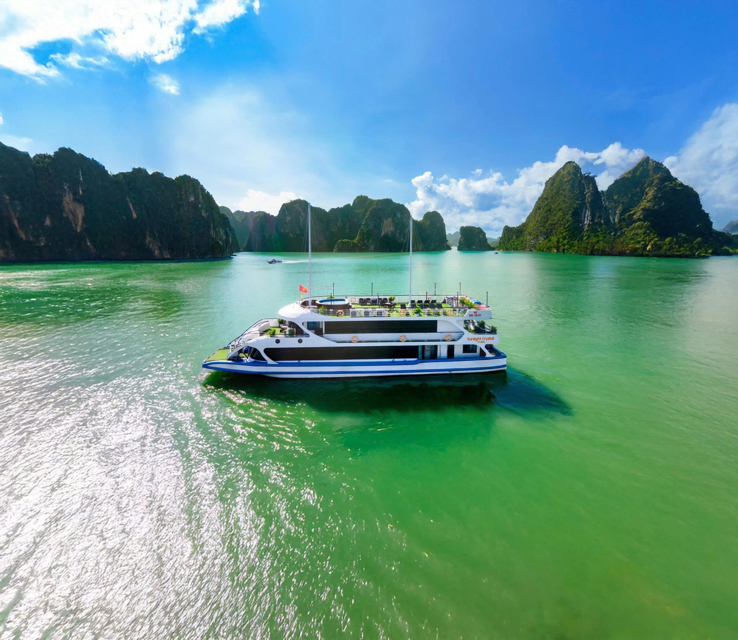 Day tour | Explore Ha Long on Sunlight Crystal Cruise